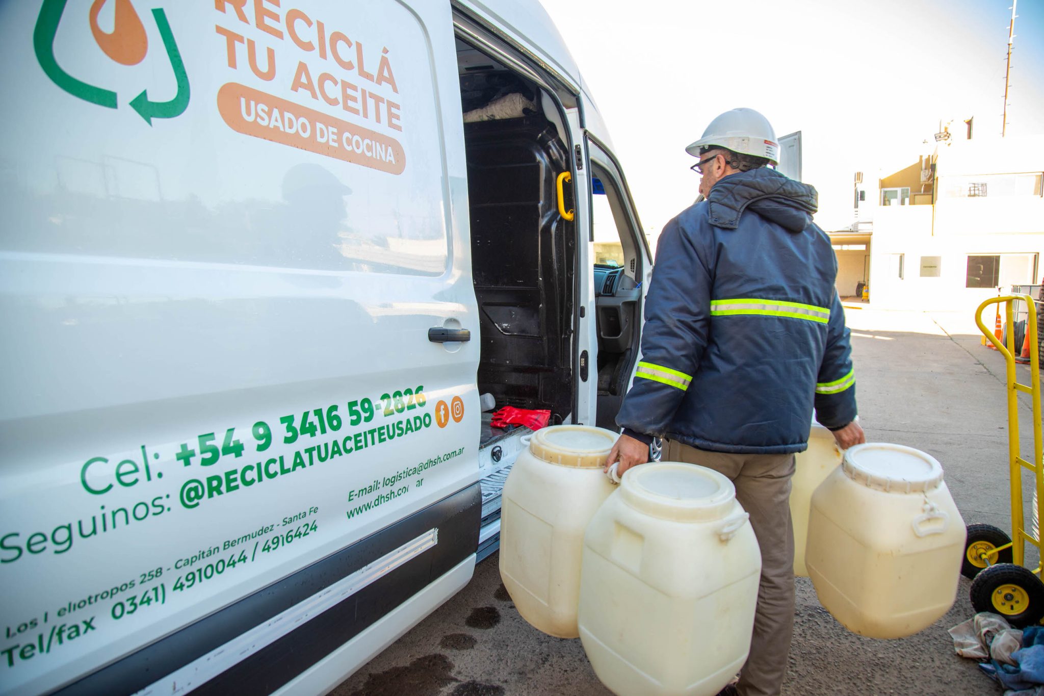 La Campaña Reciclá Tu Aceite Evitó La Contaminación De Agua Equivalente A 5 Mil Piletas 